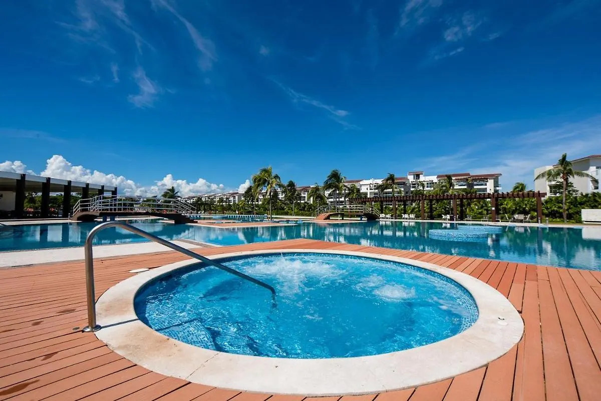Mareazul Luxury Beach Front Complex Secret Paradise Плая-дель-Кармен Апартаменты